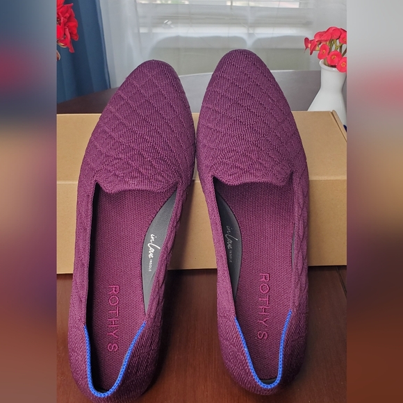 ROTHY'S THE ALMOND LOAFER QUILTED PLUM - Picture 5 of 9